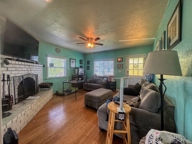 44 Chestnut St in Salinas, CA - Building Photo - Building Photo