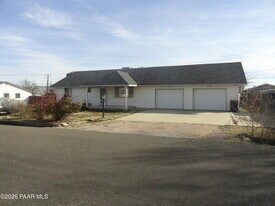 4201 N Tonto Way in Prescott Valley, AZ - Building Photo
