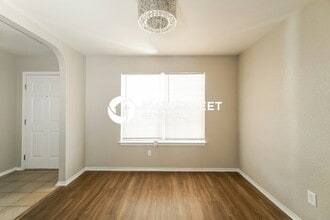 2311 Camberly View in Converse, TX - Building Photo - Building Photo