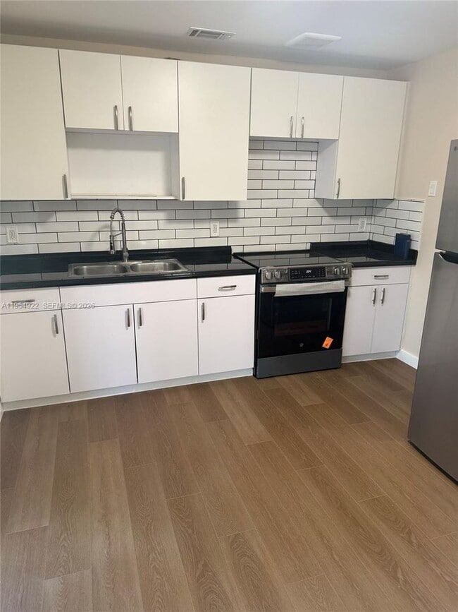 property at 3978 Nokomis Ave