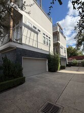 2906 Baer St in Houston, TX - Building Photo - Building Photo