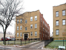 388-390 Woodland St Apartments