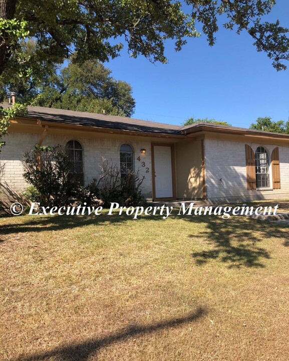 432 Cottonwood Dr in Copperas Cove, TX - Building Photo