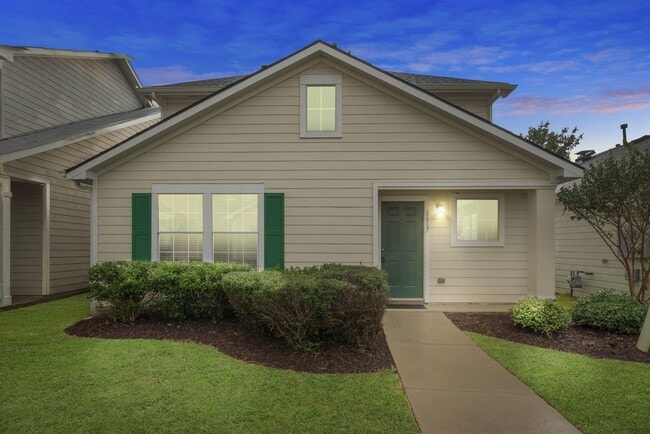 1617 Nichole Woods Dr in Houston, TX - Building Photo - Building Photo