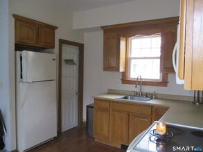 76 Dog Hill Rd in Killingly, CT - Building Photo - Building Photo