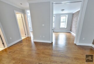 East 100th Street, Unit 3B in New York, NY - Building Photo - Building Photo