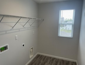 9211 Tamarack Grove Ln in Louisville, KY - Building Photo - Building Photo