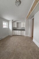 110 E 4th Ave in Stanley, WI - Building Photo