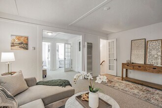 337 Madrone Ave in Larkspur, CA - Building Photo - Building Photo