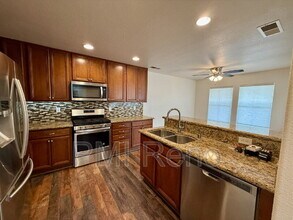 1678 Lone Oak Trail in Reno, NV - Building Photo - Building Photo