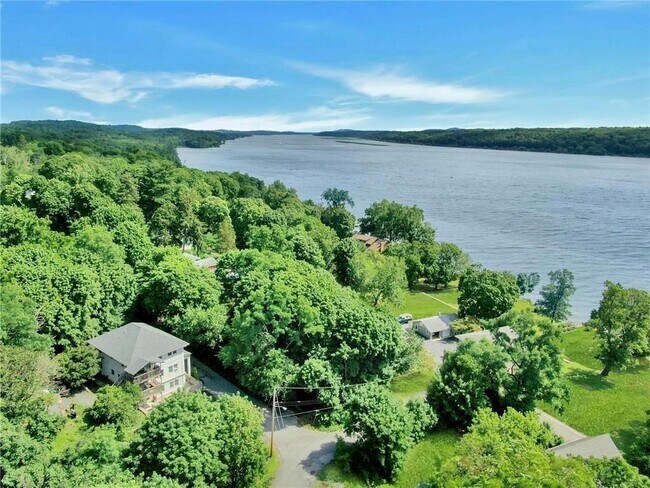 20 Bigelow Hall in Saugerties, NY - Building Photo - Building Photo