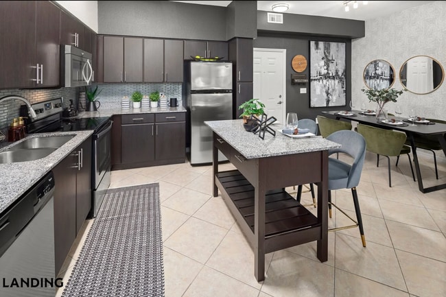 11575 City Hall Promenade, Unit 3-203 in Miramar, FL - Foto de edificio - Building Photo