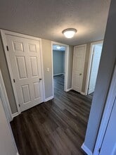 5137 Keegan Way in Louisville, KY - Building Photo - Building Photo