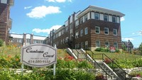 Cantona Court Apartments in Milwaukee, WI - Foto de edificio - Building Photo