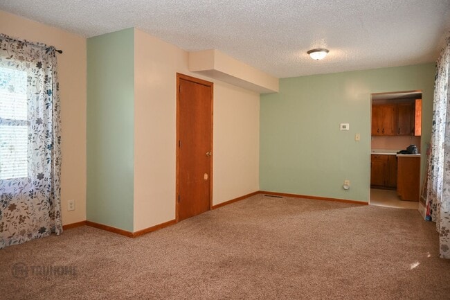 417 Walnut St in Grand Forks, ND - Building Photo - Building Photo