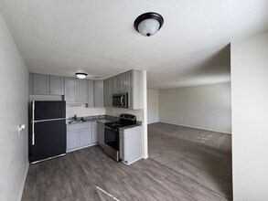 3826 Country Club Rd in Winston-Salem, NC - Building Photo - Building Photo