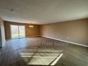 3828 Angus Ln in Moraine, OH - Building Photo - Building Photo