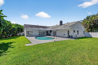 1599 NW 14th Ave in Boca Raton, FL - Building Photo - Building Photo
