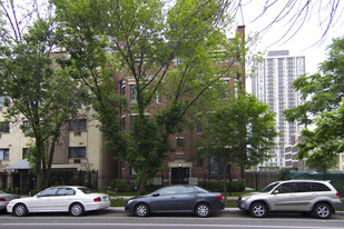 6161 N Kenmore Ave Apartments