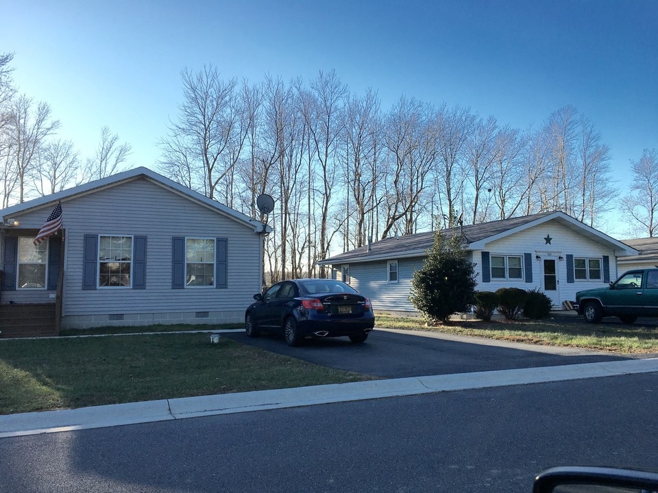 163 Fulton St in Cheswold, DE - Foto de edificio
