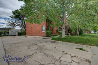 1810 Hyview Dr., Unit 1 in Casper, WY - Foto de edificio - Building Photo