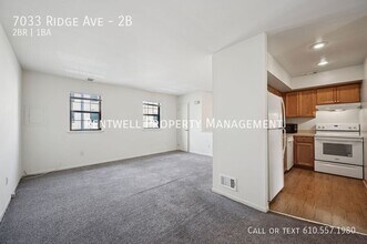 7033 Ridge Ave in Philadelphia, PA - Building Photo - Building Photo
