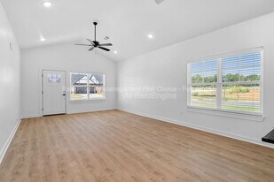 8901 Cantera Dr, Unit 0119 in Fort Smith, AR - Building Photo