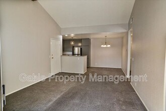 27648 Susan Beth Way in Santa Clarita, CA - Building Photo - Building Photo