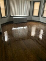 8433 S Green St in Chicago, IL - Building Photo