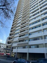 10701 Wilshire Blvd, Unit 1003 in Los Angeles, CA - Building Photo - Building Photo