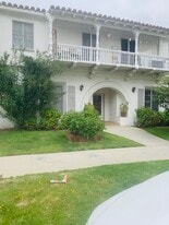 132 S Canon Dr, Unit 4 in Beverly Hills, CA - Building Photo