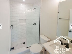 2237.5 N Bissell St, Unit 3E in Chicago, IL - Building Photo - Building Photo