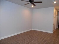 2012 Oliver St photo'