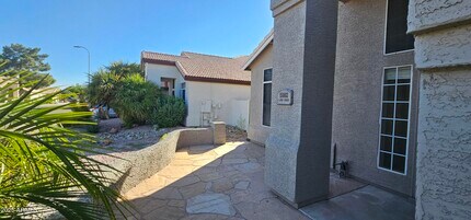 15002 S 47th St in Phoenix, AZ - Building Photo - Building Photo