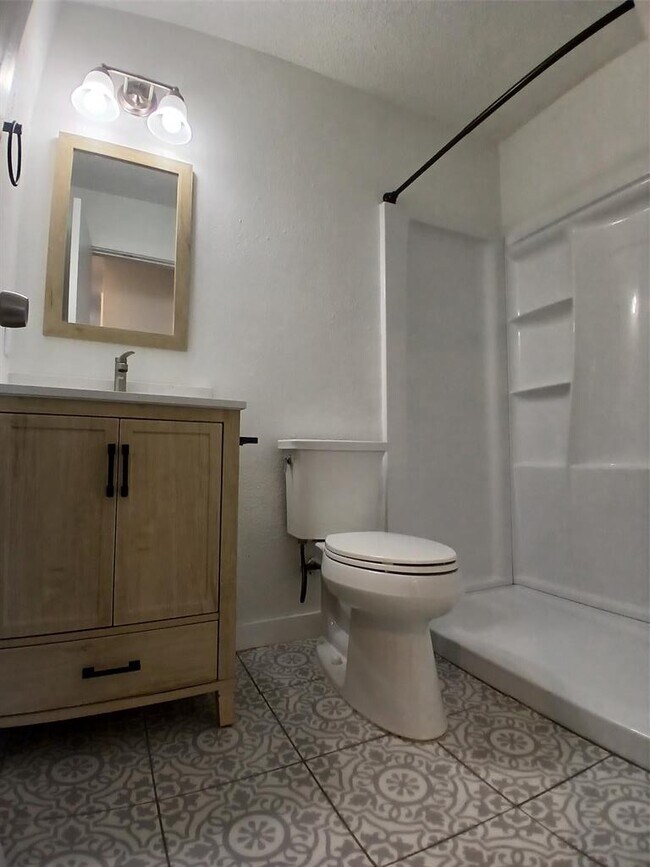 10111 Golden Meadow Dr in Austin, TX - Building Photo - Building Photo