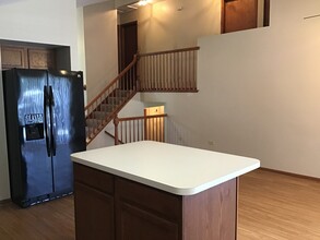 2003 Gray Hawk Dr in Plainfield, IL - Building Photo - Building Photo