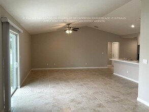 842 Starland St SE in Palm Bay, FL - Foto de edificio - Building Photo