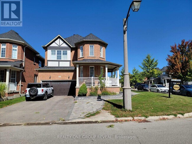 73 Isabella Garden Ln in Whitchurch-Stouffville, ON - Building Photo - Building Photo