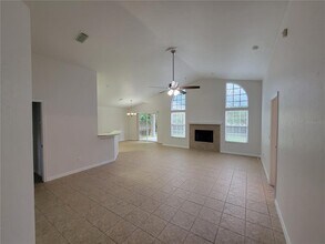 6416 NW 36th Ter in Gainesville, FL - Building Photo - Building Photo