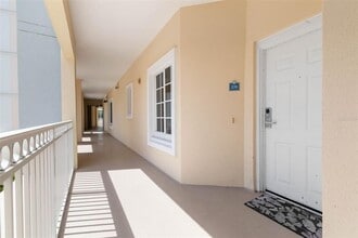 102 Yacht Harbor Dr in Palm Coast, FL - Building Photo - Building Photo