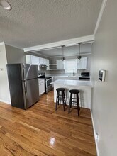 12 Larnes St, Unit B and D in Charleston, SC - Building Photo - Building Photo