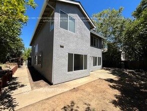 6102 Cameo Dr in Rocklin, CA - Building Photo - Building Photo