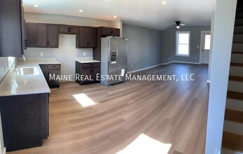 599 Pine Tree Rd in Hermon, ME - Building Photo - Building Photo