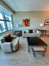 1395 Brickell Ave in Miami, FL - Building Photo - Building Photo