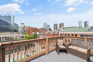 5 Grove St, Unit 5 in Boston, MA - Building Photo