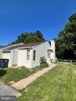 830 Chadwick Cir in Frederick, MD - Building Photo