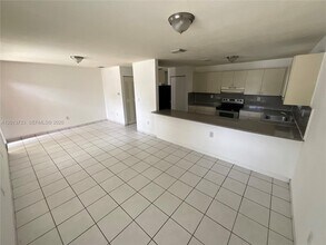 209 NE 141st St in Miami, FL - Building Photo - Building Photo