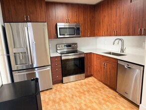 11509 NW 10th St in Pembroke Pines, FL - Building Photo - Building Photo