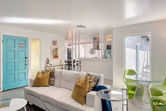 926 S Calle Santa Cruz in Palm Springs, CA - Building Photo - Building Photo