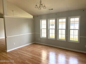 5328 Sun Coast Dr in Wilmington, NC - Building Photo - Building Photo